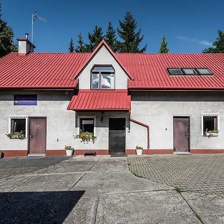 Dom Pod Roza Жонска