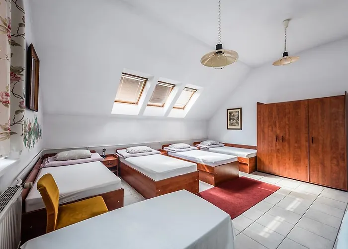 בית הארחה Dom Pod Roza